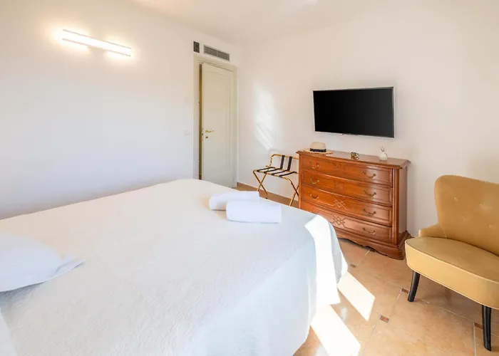 - Grazielluccia Villa Península Sorrentina